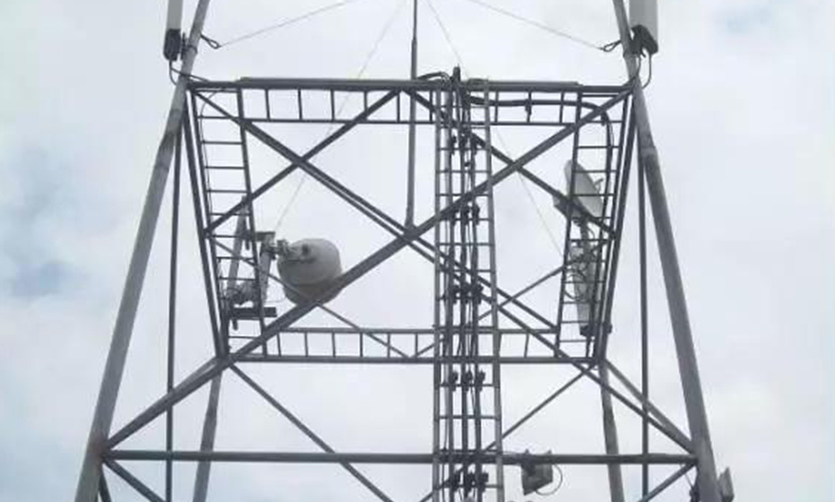 What are the important things to consider during chimney tower construction?